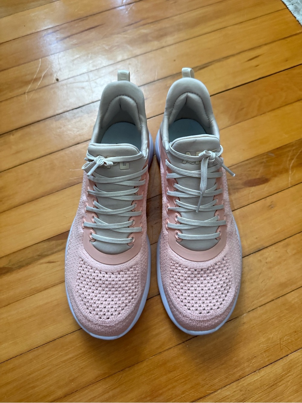 APL Women’s TechLoom Tracer - Light Pink/Peach and White - Sz 8